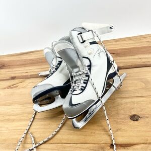 Riedell Figure Skating Skates Unisex White and Gray Ice Skates Sharpened